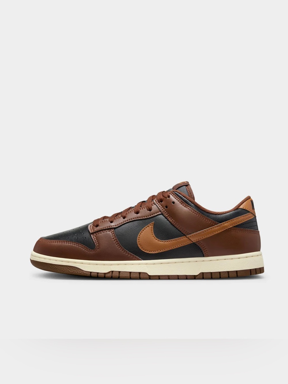 Nike Dunk Low black/british tan/cacao sneakers